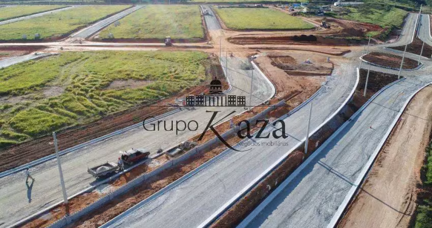 Terreno em condomínio - eugênio de mello - residencial vereda dos campos - 250m².