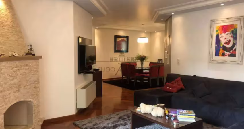 Oportunidade - apartamento - campos do jordão - edifício chateau d´amboise - jardim alpestre - 4 dormitórios - 190m².
