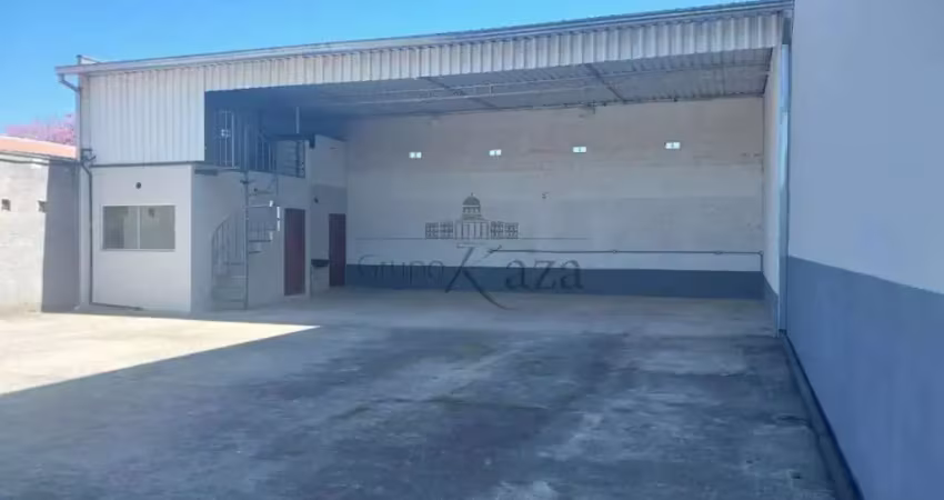 Oportunidade - galpão comercial - vila menino jesus - caçapava - 300m².