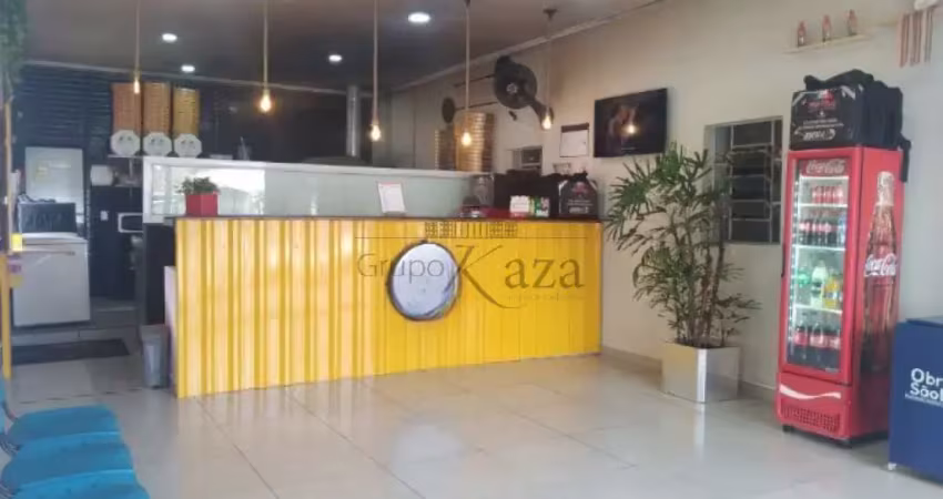 Oportunidade - ponto comercial com edícula - parque industrial - 148m².