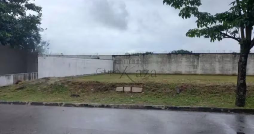 Oportunidade - terreno em condomínio - condomínio terras do vale - bairro do grama - caçapava - 300m².