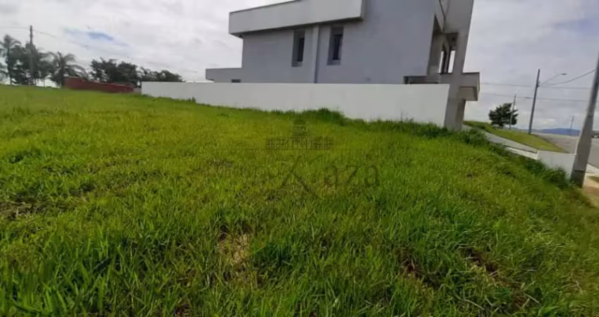 Terreno em condomínio - caçapava - condomínio bella vitá caminho da mata - 360m².