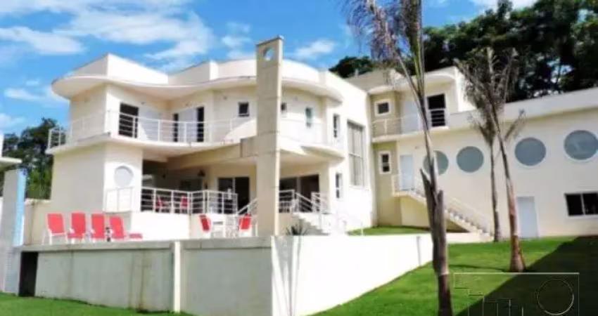 Venda de casa em condomínio na granja viana - aceita pérmuta até 50% do valor