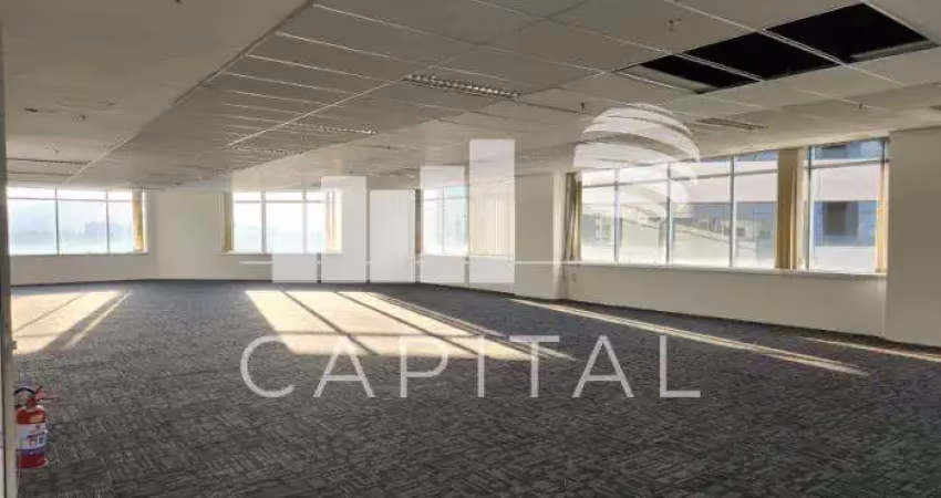 Sala comercial para alugar na Alameda Rio Negro, 585, Alphaville, Barueri