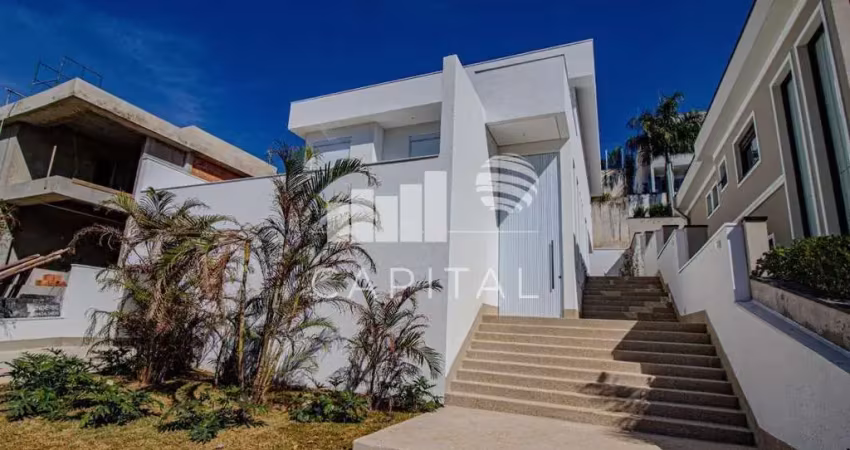 Casa à venda, 4 suítes, 5 banheiros, 4 vagas de garagem
