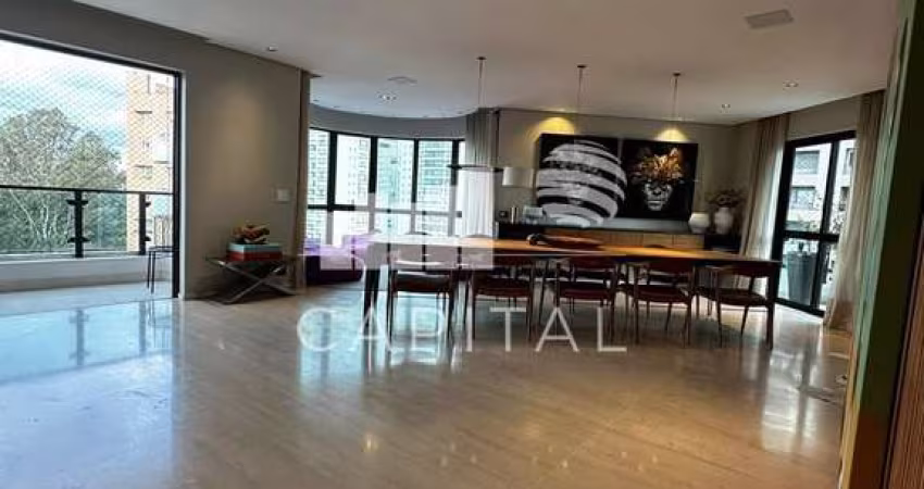 Cobertura Mobiliada à Venda  Com 3 Suítes, 3 Vagas, 127,79 M².