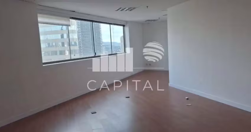 Sala comercial para alugar na Avenida Copacabana, 177, Empresarial 18 do Forte, Barueri