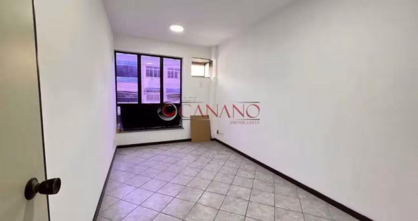 Sala comercial com 1 sala à venda na Rua Manuela Barbosa, Méier, Rio de Janeiro