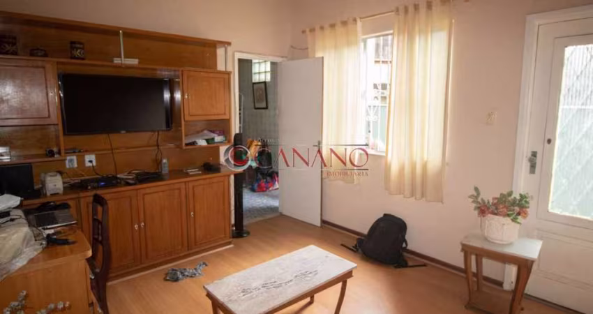 Apartamento com 1 quarto à venda na Rua Montevidéu, Penha, Rio de Janeiro