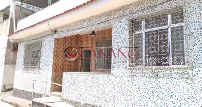 Casa com 3 quartos para alugar na Rua Coração de Maria, Méier, Rio de Janeiro