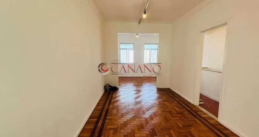 Apartamento com 3 quartos para alugar na Rua Adolfo Bergamini, Engenho de Dentro, Rio de Janeiro