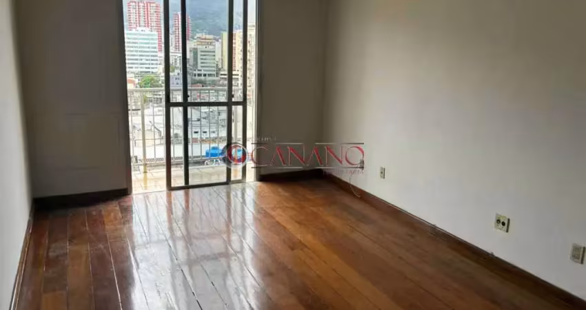 Apartamento com 3 quartos para alugar na Rua Aristides Caire, Méier, Rio de Janeiro
