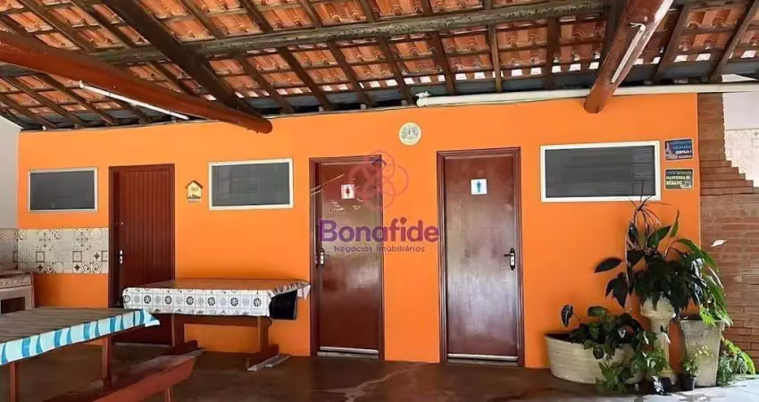 Sítio com 6 dormitórios à venda, 76000 m² por R$ 3.650.000,00 - Bairro da Aparecidinha - Itatiba/SP