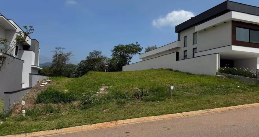 Terreno à venda, 810 m² por R$ 640.000,00 - Medeiros - Jundiaí/SP