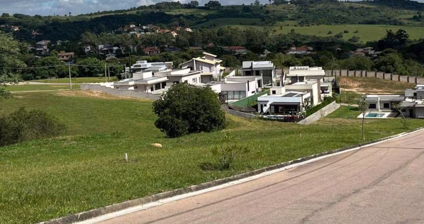 Terreno à venda, 1000 m² por R$ 630.000,00 - Dos Medeiros - Jundiaí/SP