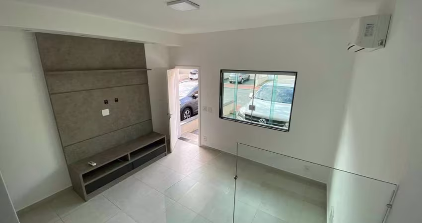 Casa com 3 dormitórios à venda, 120 m² por R$ 770.000,00 - Jardim das Carpas - Jundiaí/SP