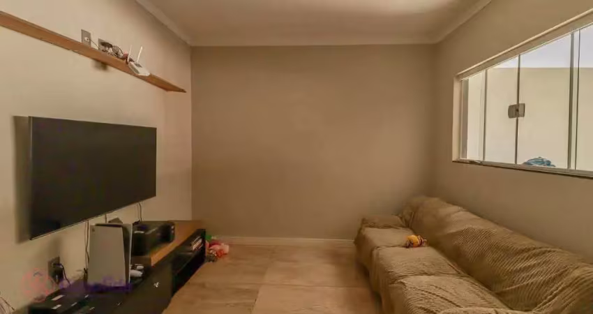 Casa com 3 dormitórios à venda, 150 m² por R$ 740.000,00 - Jardim Novo Mundo - Várzea Paulista/SP