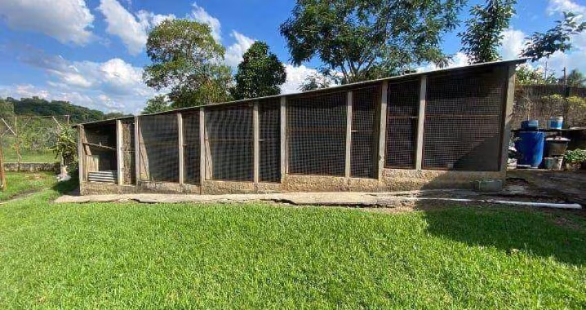 Chácara com 1 dormitório à venda, 1975 m² por R$ 650.000,00 - Caioçara - Jarinu/SP