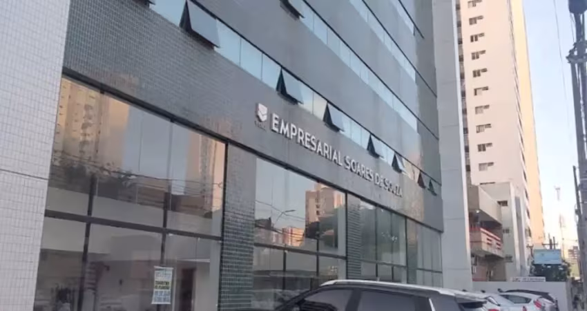 Excelente sala comercial em candeias.  próximo ao atacadão,  portaria 24h,  nascente,  03 elevadores.