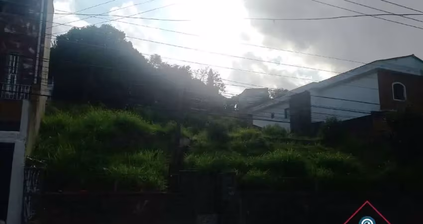 Terreno à venda na Avenida Delfino Cerqueira, Centro, Carapicuíba
