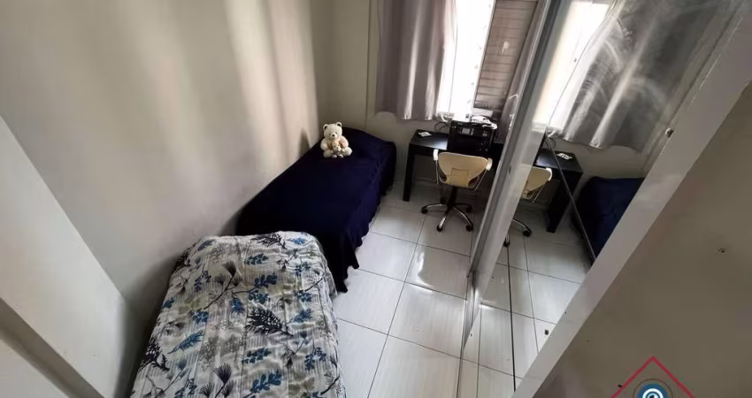 Apartamento condomínio São Cristóvão - 2 dormitórios