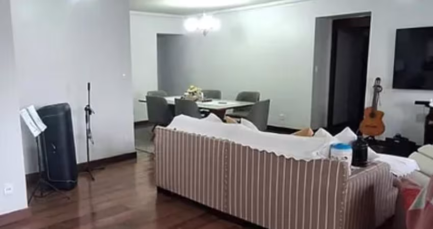 Apartamento 4/4 2 suítes 202 m² varanda 2 garagens armários Pituba