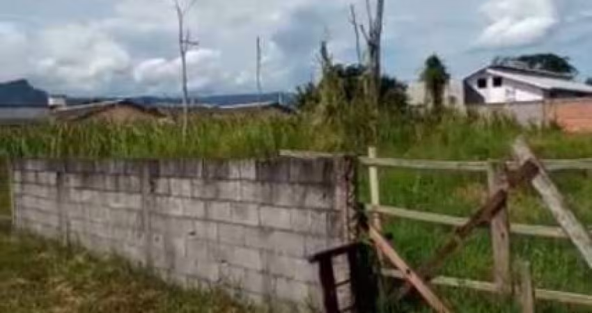 VENDO TERRENO GOLFINHO A 800 METROS DA PISTA