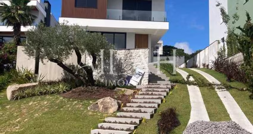 Excelente Casa no com 417 metros quadrados