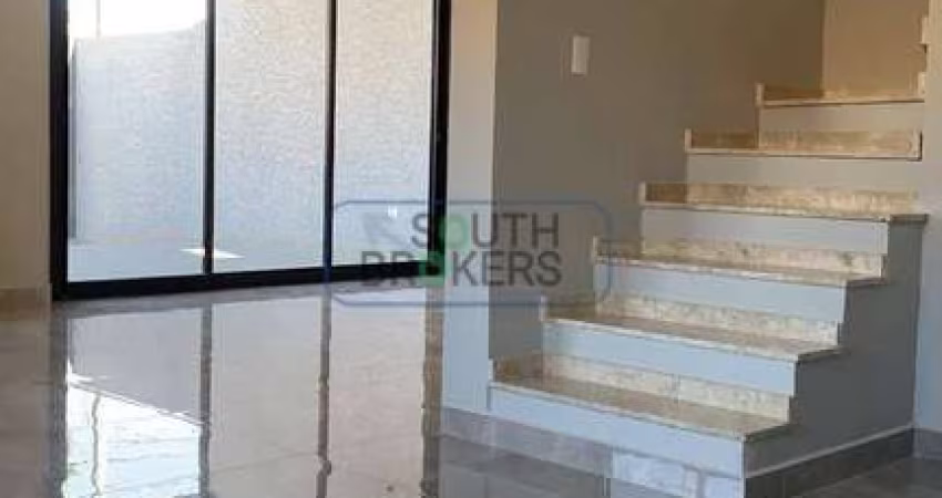 Sobrado 3 dormitórios Alto Padrão em SJP