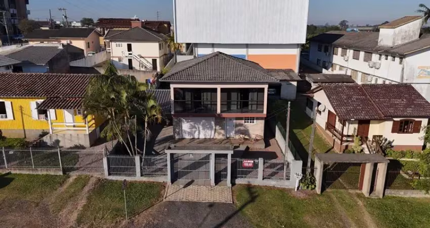 Casa a venda no primeiro de maio - aceita apartamento em permuta