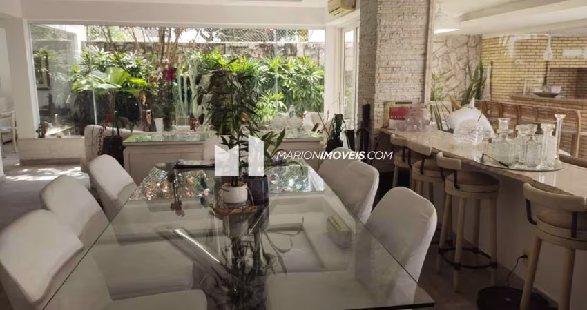 Maravilhosa Casa de Alto Luxo na Barra da Tijuca, Rio de Janeiro: 6 Quartos, 5 Suítes, Piscina e Segurança Total!