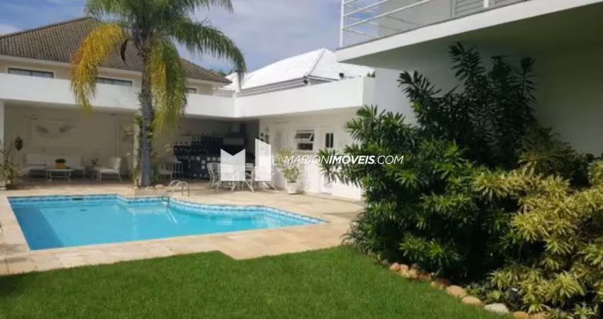 Casa com 5 quartos à venda, 600m²,  barra da tijuca, rio de janeiro, crystal lake; 4 vagas, piscina, sauna, espaço gourmet, 2 varandas, 2 suítes.