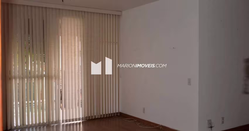 Apartamento para vender, Botafogo, Rio de Janeiro, 3 quartos (1 suíte), varanda, vista para o Cristo, 1 banheiro social, dependências completas, 2 vgs