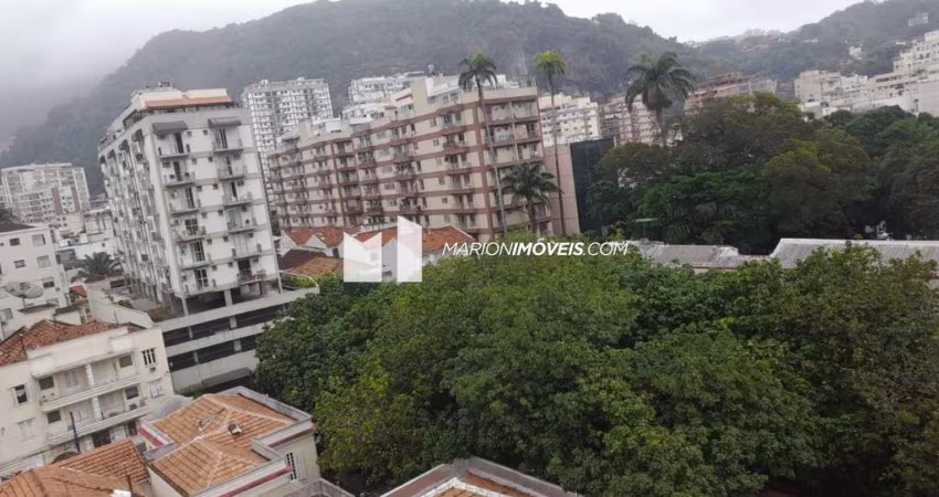 Apartamento à venda em Botafogo, Rio de Janeiro, 2 quartos, área de serviço, suíte de serviço; vista livre, ao lado do metrô. Fds.Vaga. Portaria 24 hs