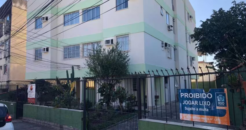 Apartamento  2 Quartos com elevador, Cond. Beco Macaé II, em Santa Cruz-RJ