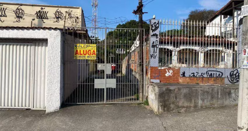 Casa em vila residencial com 1 quarto em santa cruz- rj