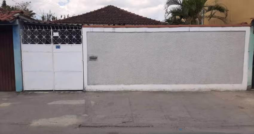 Casa com 3 Quartos no Cristiano em Santa Cruz - RJ