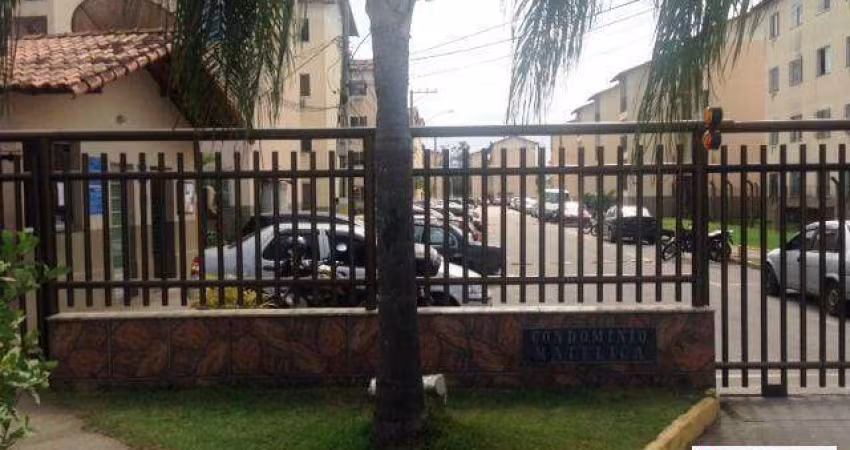 Apartamento de 2 Quartos, Condomínio Matélica em Santa Cruz - RJ.