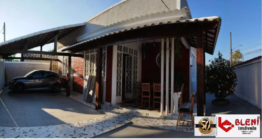 Casa 3 quartos em Santa Cruz- RJ