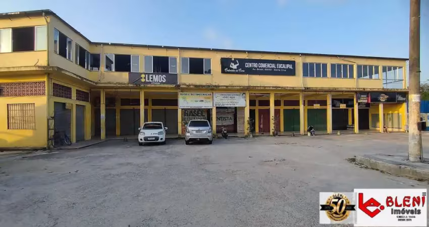 Ponto comercial para alugar na Avenida João XXIII, 622, Santa Cruz, Rio de Janeiro