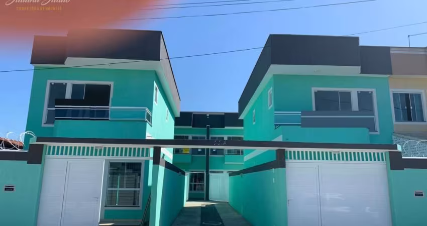 DUPLEX COM 2 SUÍTES EM RUA ASFALTADA, NA EXTENSÃO SERRAMAR, RIO DAS OSTRAS, RJ