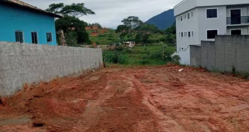 TERRENO COM 360M² A VENDA NO BAIRRO MARIA TURRI EM RIO DAS OSTRAS RJ