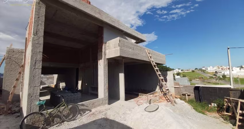CASA LINEAR DE ALTO PADRÃO COM 3 SUÍTES NO CONDOMINIO VIVERDE 1 EM RIO DAS OSTRAS RJ