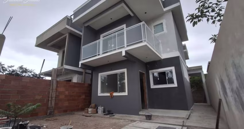 CASA DUPLEX COM 3 QUARTOS, À VENDA, NO JARDIM MARILÉA, RIO DAS OSTRAS, RJ