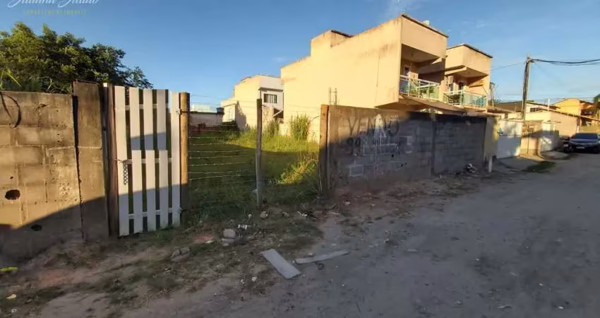 Terreno com 450m² a venda no bairro chácara marileá em rio das ostras rj