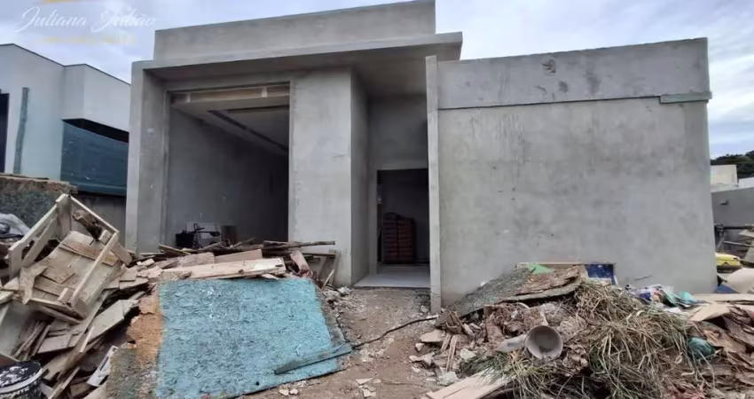 CASA LINEAR DE ALTO PADRÃO COM 4 QUARTOS SENDO 3 SUÍTES A VENDA NO CONDOMÍNIO VIVERDE 2 EM RIO DAS OSTRAS RJ