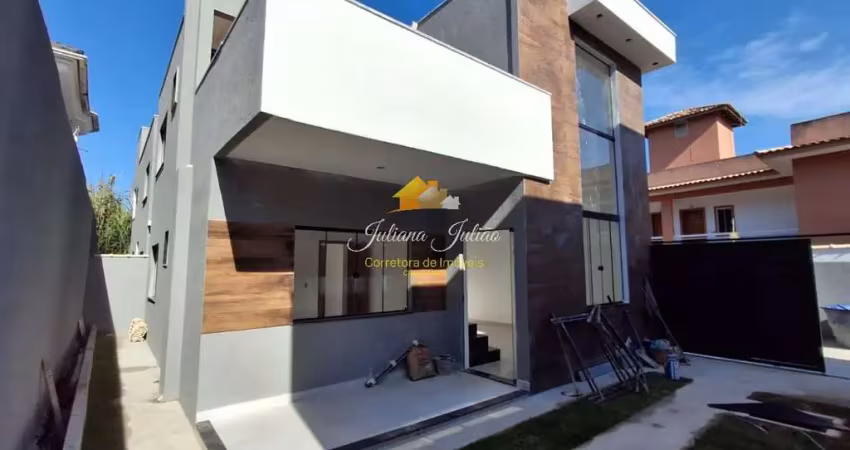 Casa duplex com 3 quartos sendo 1 suíte a venda no bairro costazul em rio das ostras rj