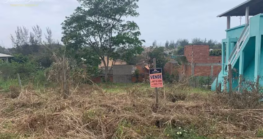 Terreno com 490m², a 100 metros da rodovia serramar, extensão serramar, rio das ostras, rj