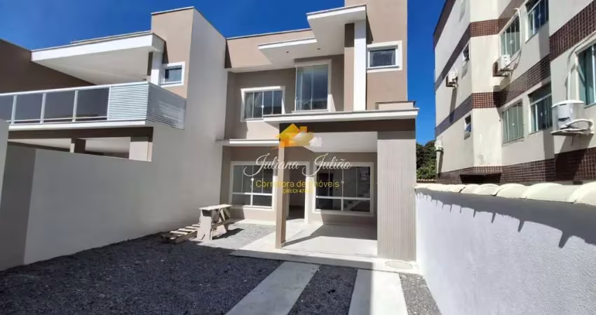 Casa duplex 3 suítes com área gourmet a venda no bairro costazul em rio das ostras rj
