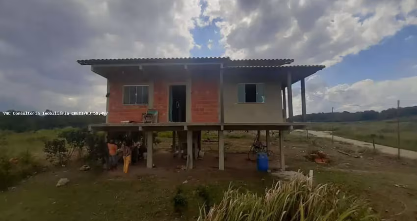 Casa para venda em saquarema, portais de praia seca, 1 dormitório, 1 banheiro, 5 vagas